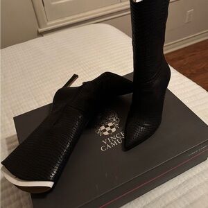 Vince Camuto Black Textured Boots
